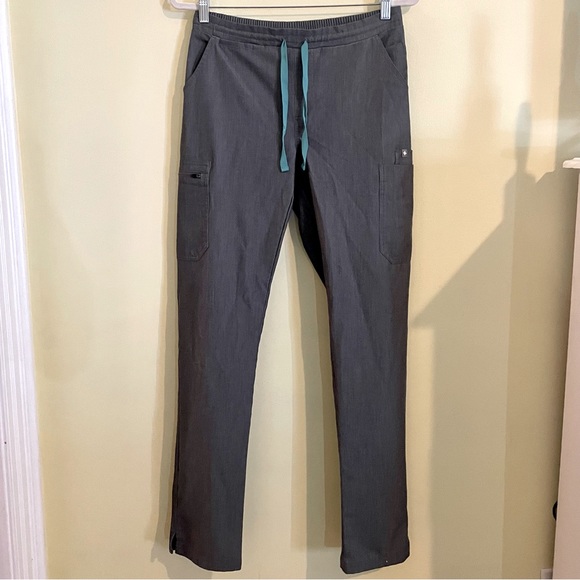 FIGS Yola Skinny Scrub Pants - Picture 4 of 4
